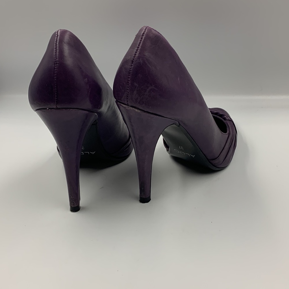 Heeled pumps - Picture 3 of 4